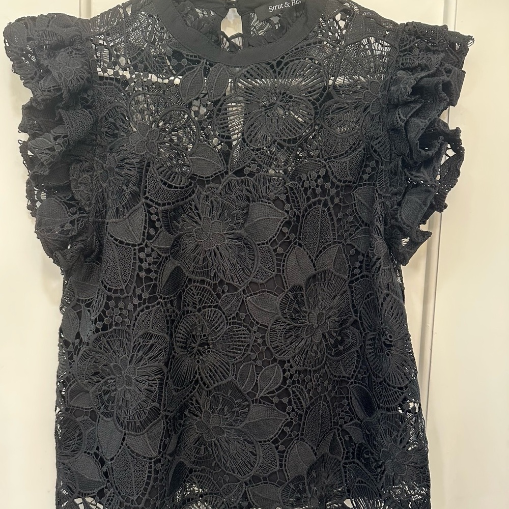 Chic Black Floral Lace Blouse
